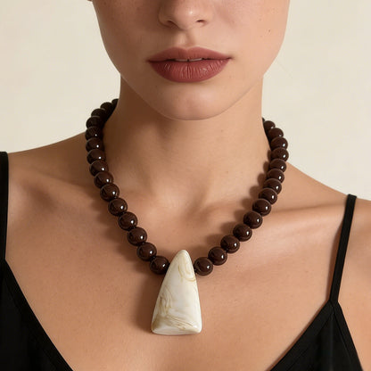 Stylish Bohemian Chunky Beaded Geometric Resin Pendant Necklace - Versatile, Unique, and Perfect for Any Casual Outfit