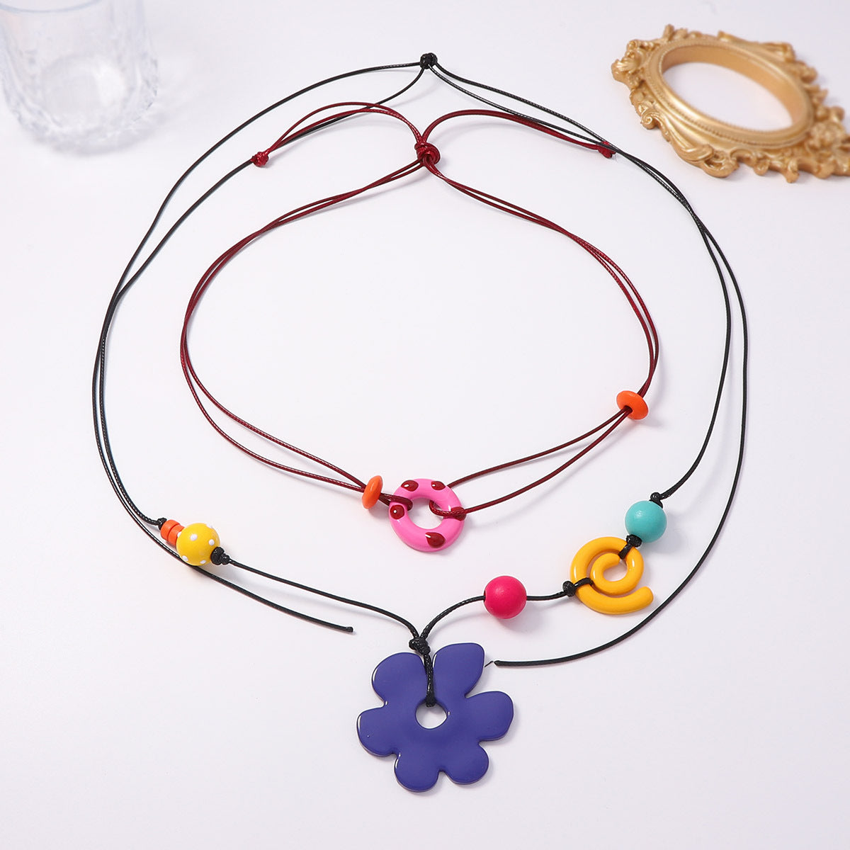 Bohemian-Inspired Floral Doughnut Pendant Necklace – Unique, Creative, and Versatile Double Layer Design for Any Occasion