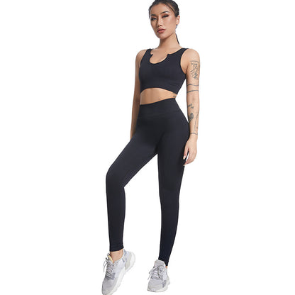 Seamless Vertical Ribbed Yoga Set for Women Moisture Wicking Slim Fit Sports Bra and Leggings for Comfort and Performance