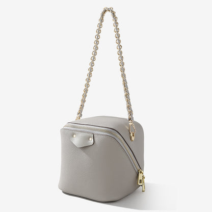 First Layer Leather Unique Design Elephant Bag Vintage Lock Closure Luxury Box Bag for Chic Style Versatile Shoulder and Crossbody Handbag