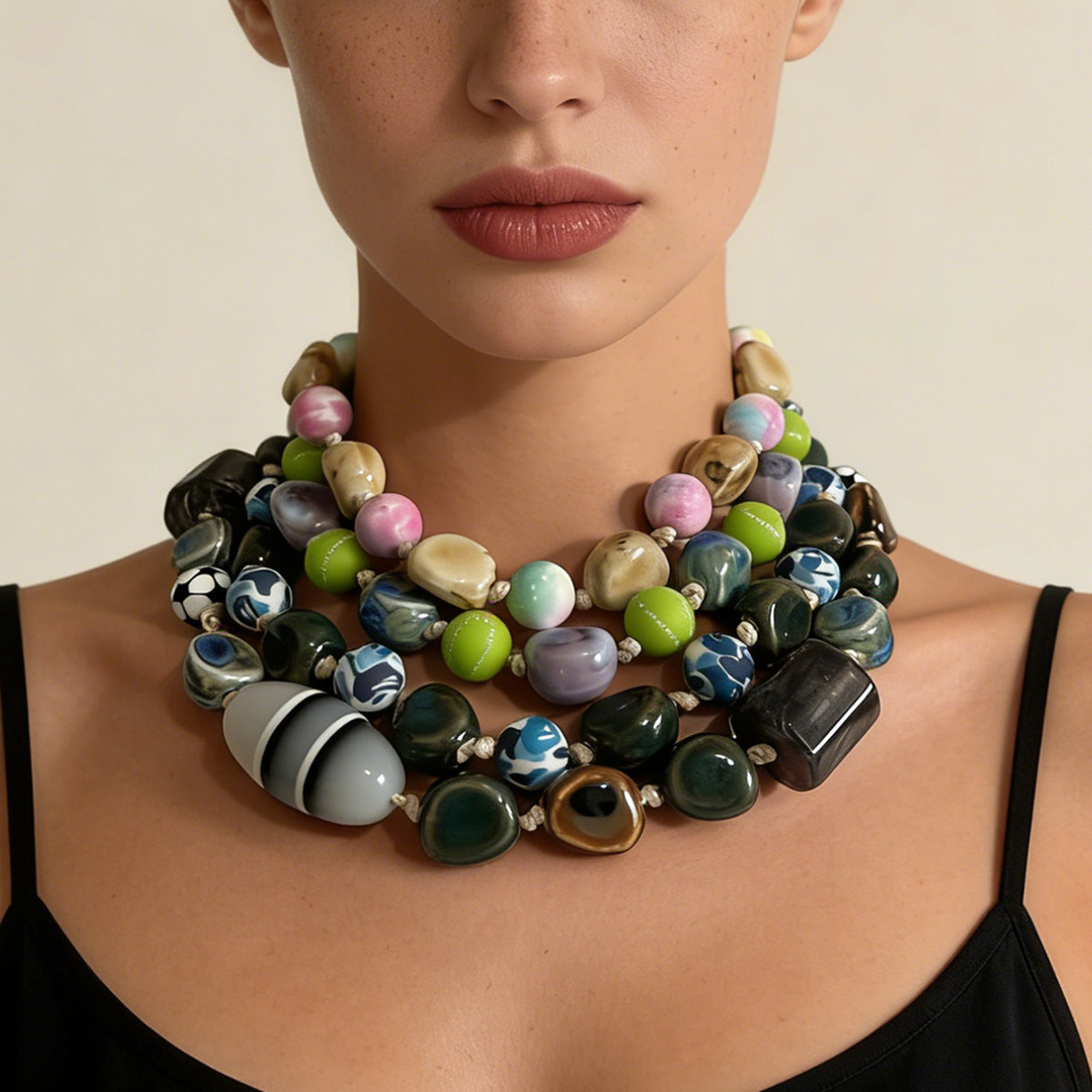 Unique and Stylish Irregular Geometric Ceramic Bead Necklace for Women – Perfectly Versatile for Any Outfit!
