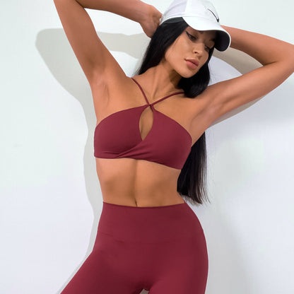 Women's Yoga Set with Twisted Bra Design and Irregular Cinched Butt Lifting Trousers for Comfort and Flexibility