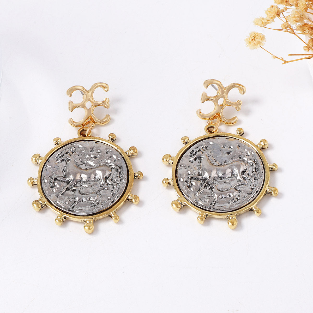 Elegant Minimalist Alloy Geometric Badge Coin Pendant Earrings – Versatile Everyday Dangle Earrings for Women, Perfect for Office and Casual Outfits