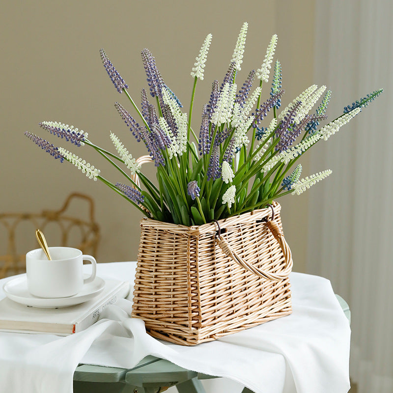 Nordic Style Artificial 3-Head Grape Hyacinth in Violet – Lifelike Home Decor for Living Rooms, Perfect for Floral Arrangements and Adding a Touch of Greenery