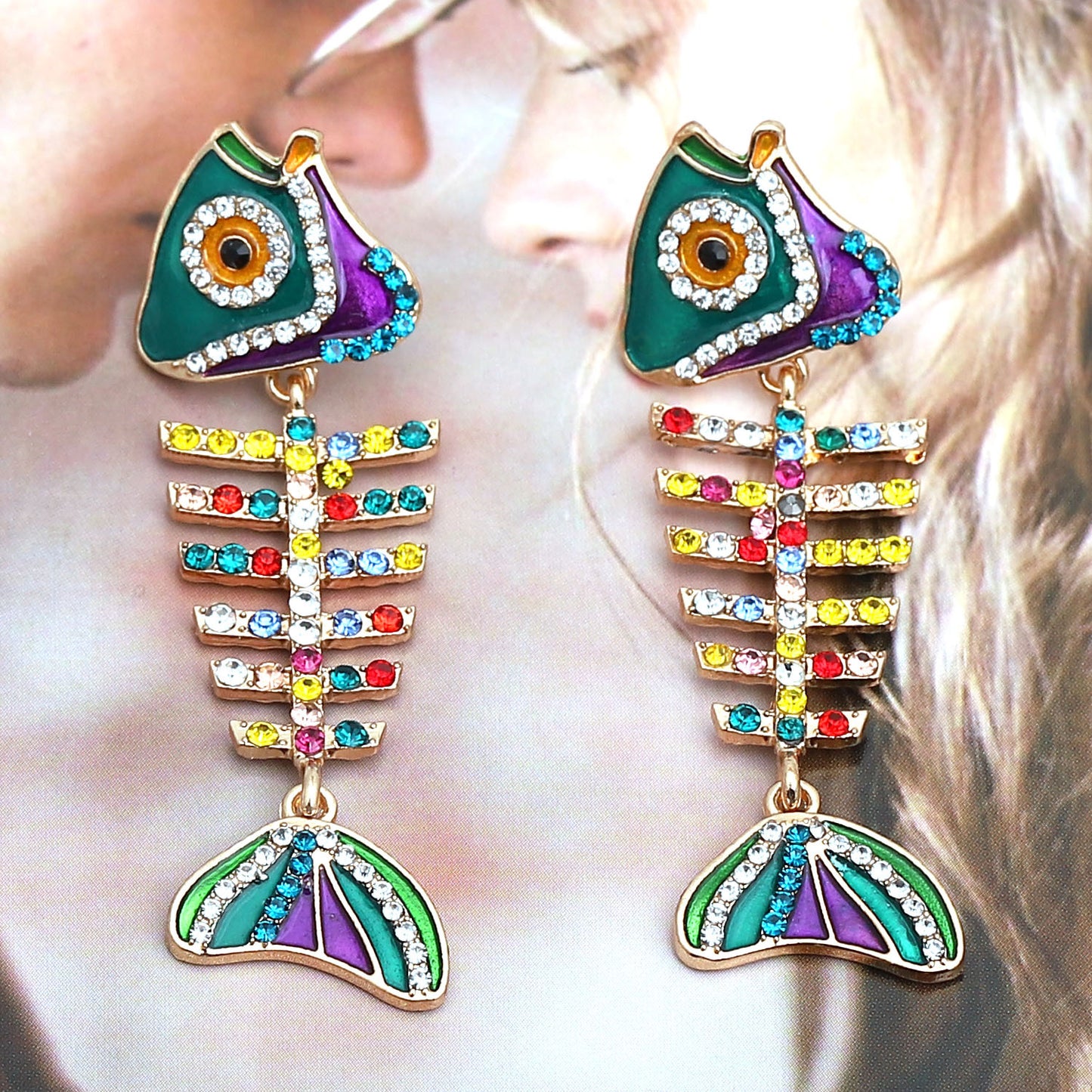 Creative Fish Alloy Rhinestone Women's Earrings - Elegant Metallic Fishbone Drop Earrings - Vintage Statement Jewelry for a Unique Style
