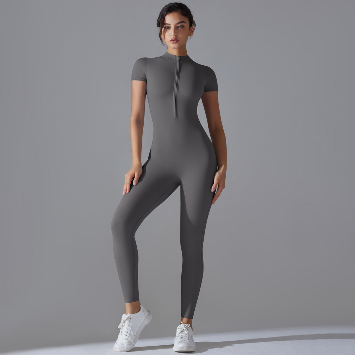 Lightweight Zip Up Short Sleeve Yoga Bodysuit Quick Dry Breathable Outdoor Fitness Outfit for Maximum Comfort and Performance