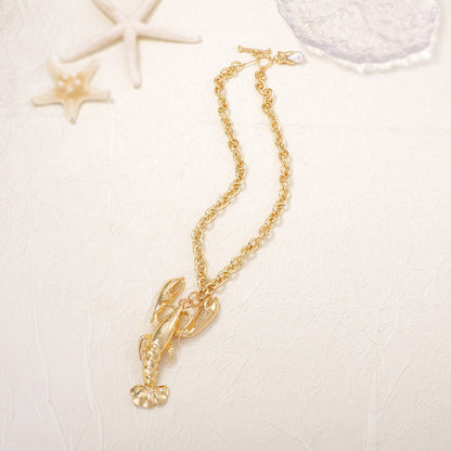 Chic Luxury Design Oversized Metal Lobster Pendant Necklace - Fashionable and Versatile Statement Jewelry for Women