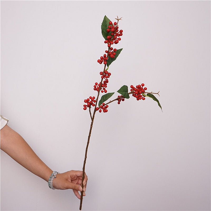 Realistic Fake Flowers and Berries - Nordic Eucalyptus Fruit Decor - Plastic Red Fruit for Home and Living Room Floral Arrangements