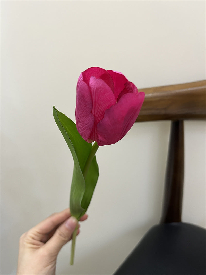 High-Quality Realistic Touch Tulip Bouquet - Perfect Home Décor for Photography and Weddings, Long-Lasting Artificial Flowers for Elegant Celebrations