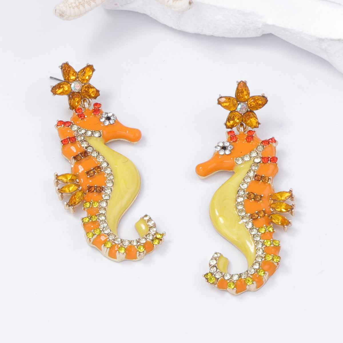 Chic Personality-Driven Lightweight Luxury Cute Seahorse Alloy Earrings with Sparkling Rhinestone Inlay - Perfect for Any Occasion!