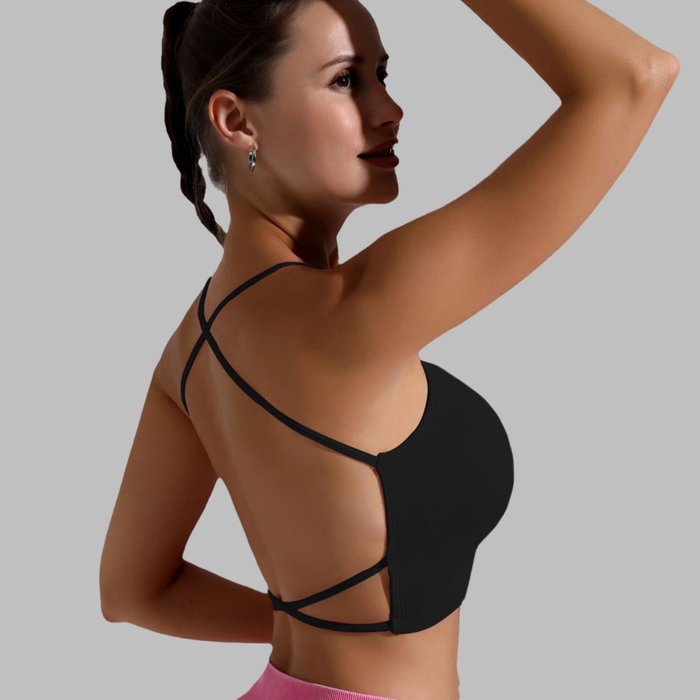 Shock Resistant Cross Back Sports Bra with Breathable Adjustable Straps for Outdoor Activities Yoga and Seamless Side Support