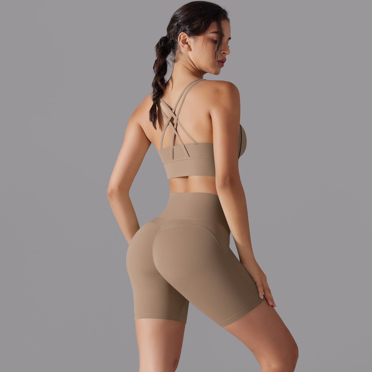 Trending High Waisted Butt Lifting Seamless Shorts No Underwear Needed for Comfort for Running Gym Workouts and Yoga Sets