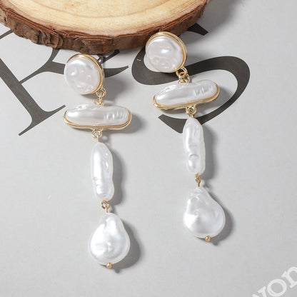 Exaggerated Baroque Irregular Faux Pearl Statement Earrings – Elegant and Versatile Long Drop Dangle Earrings for Women, Perfect for Banquets and Evening Events