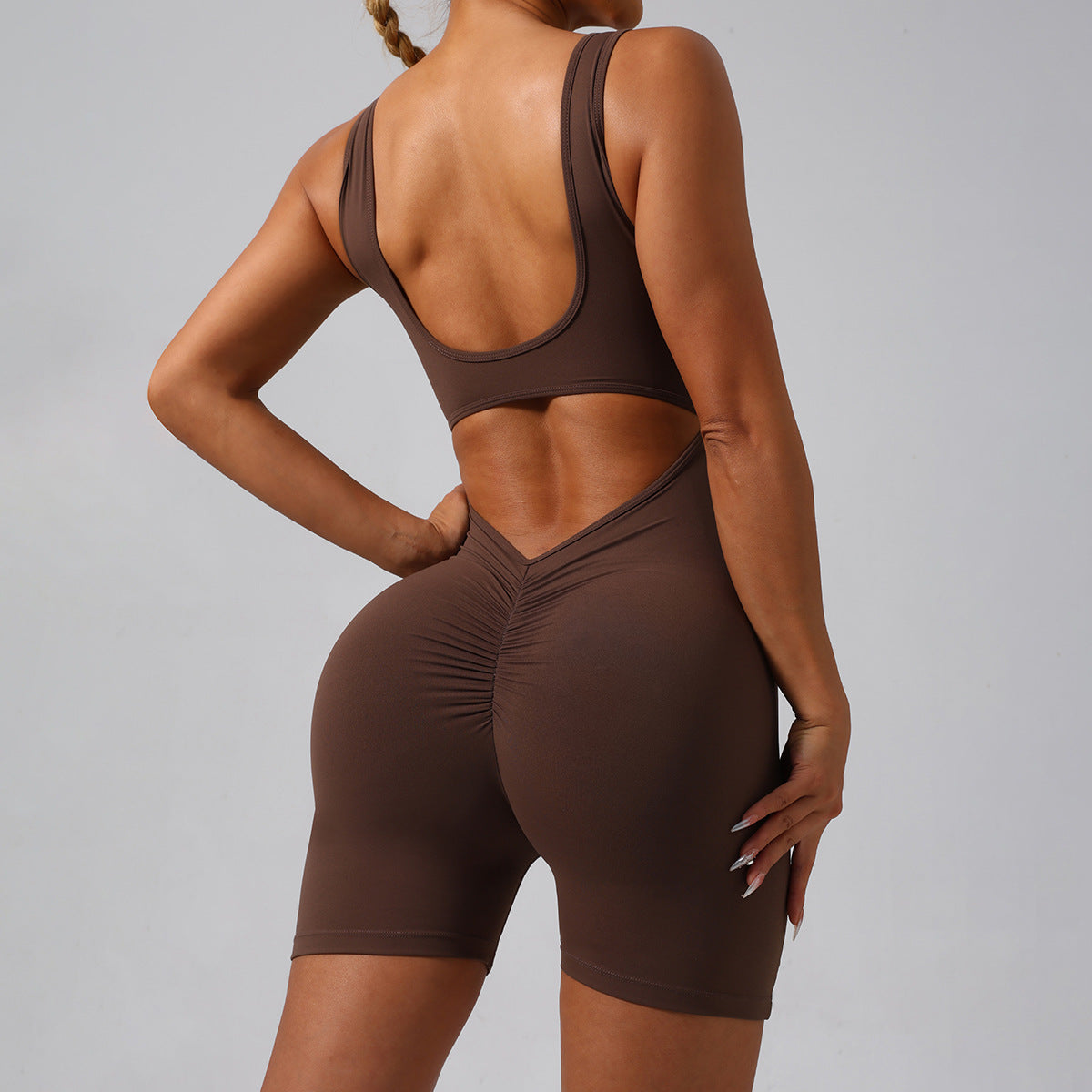 Form Fitting All in One Bodysuit Workout Yoga Jumpsuit with Peachy Shorts for Optimal Comfort and Support