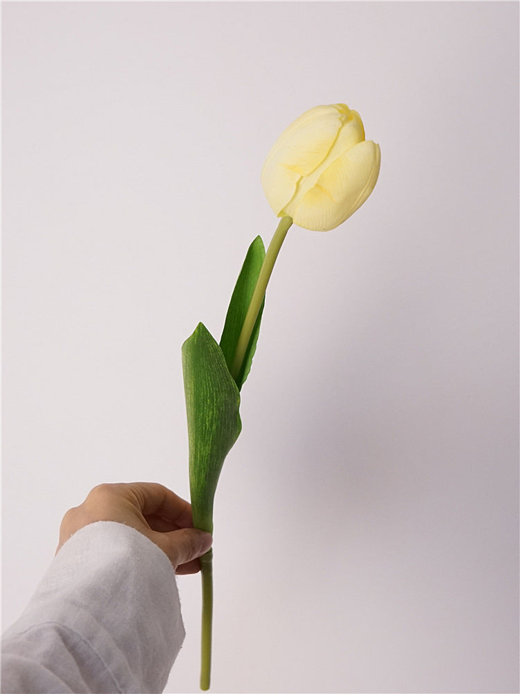 Lifelike Touch and Hydration:  Artificial Tulip Flowers for Stunning Home Decor and Beautiful Table Arrangements