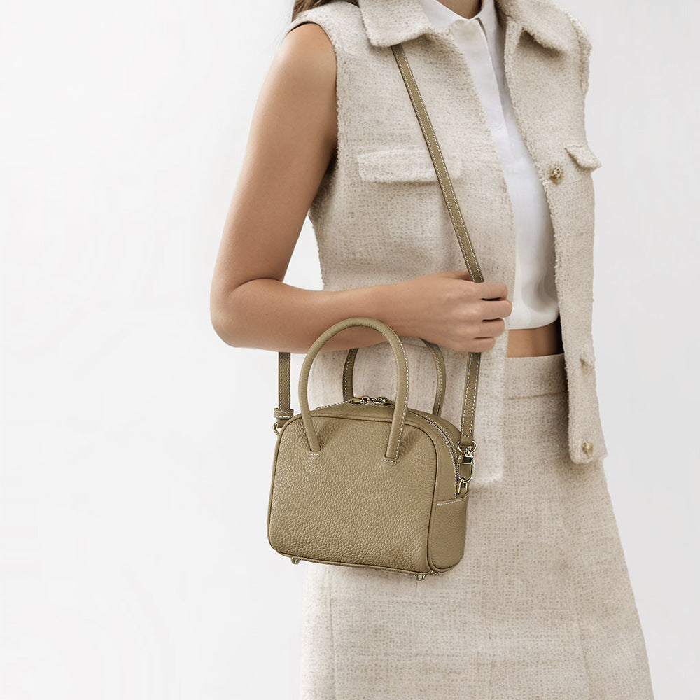 Versatile Women s Crossbody Tote Bag Genuine Leather Chic Commute Essential Compact Square Design Elevate Your Everyday Look