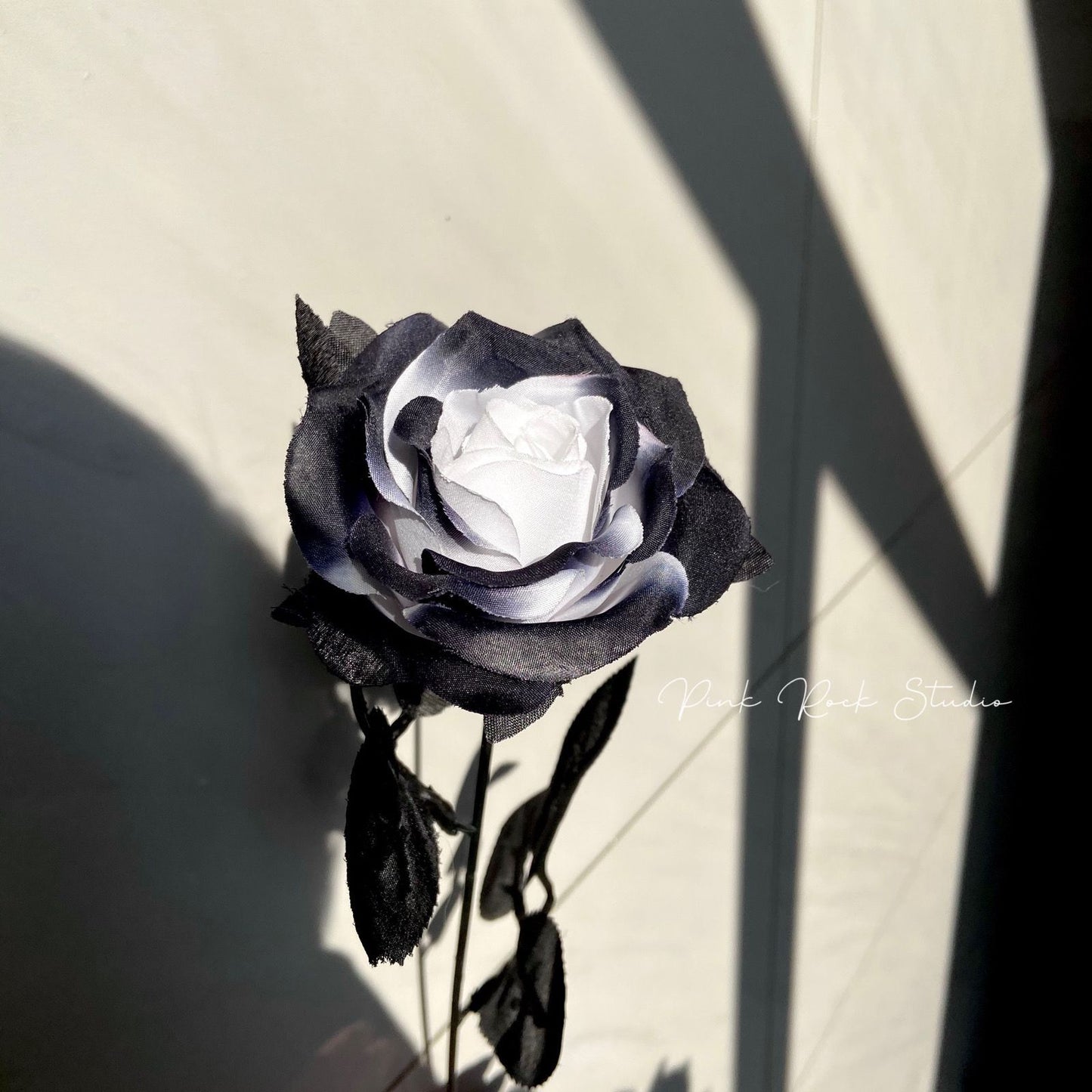 Stunning Faux Black Knight Rose Series – Crystal Ice Blue Ombre Silk Flowers for Halloween Decorations and Photography Props