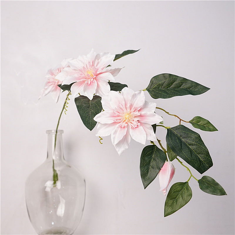 Elegant European-Inspired Faux Clematis Vine - Single Stem Greenery for Exquisite Ceiling Décor and Floral Arrangements