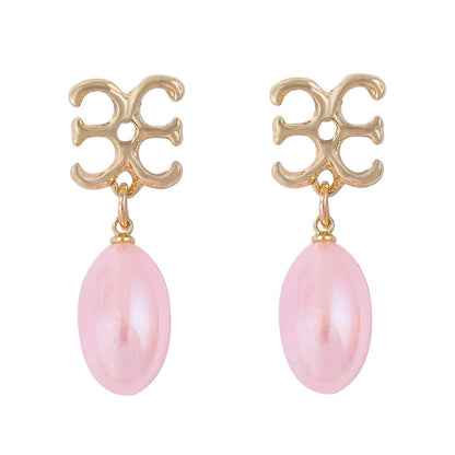 Chic Minimalist Light Luxury Soft Pink Pearl-like Letter Pendant Earrings for Women – Fresh and Elegant Jewelry to Elevate Your Style