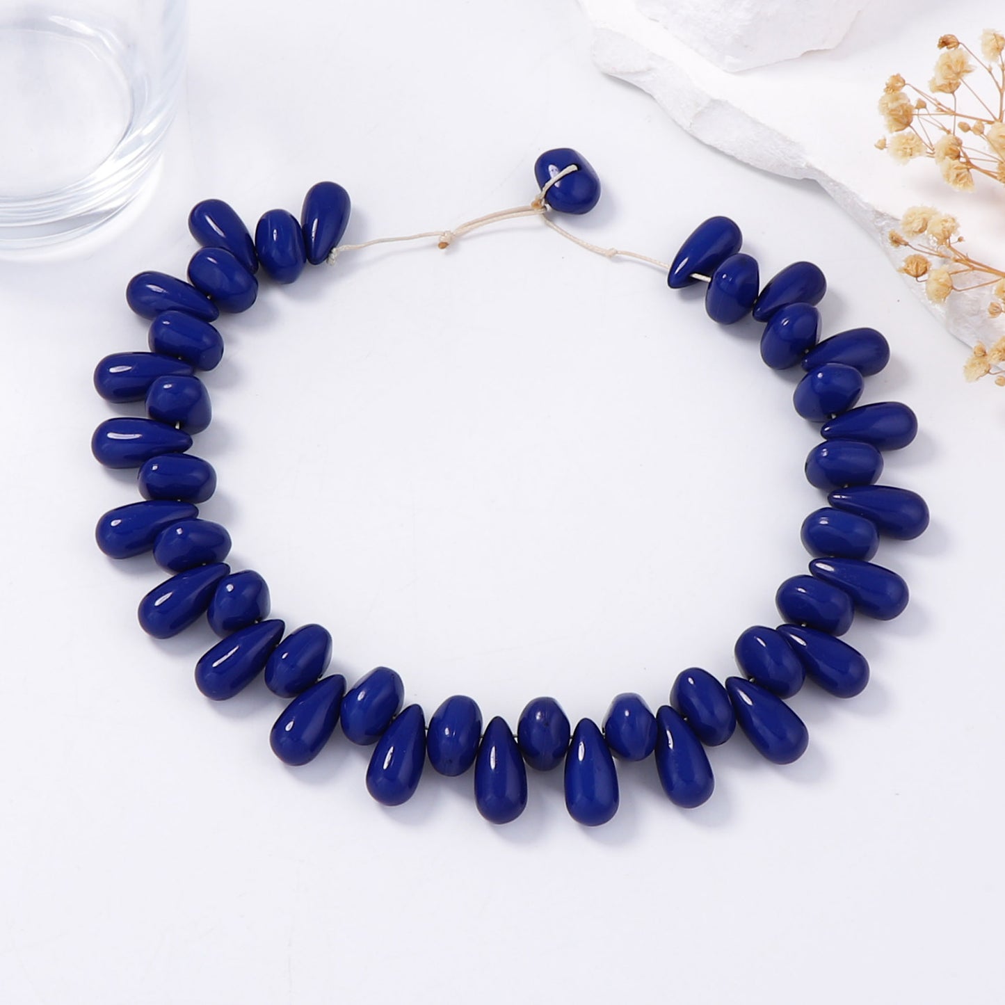 Chic Bohemian-Inspired Irregular Geometric Water Drop Clavicle Chain Bracelet for Women – Elevate Your Style with Unique Minimalism and Elegant Luxury