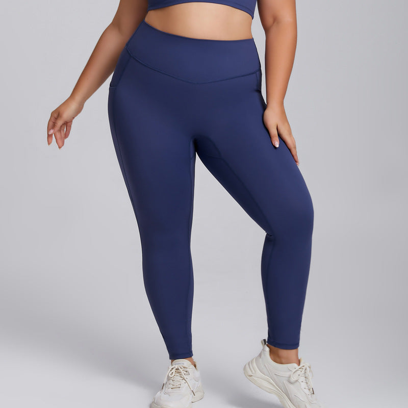 Plus Size Women's Yoga Set High Quality Form Fitting Activewear with Pockets 2 Piece Workout Outfit for Comfort and Performance