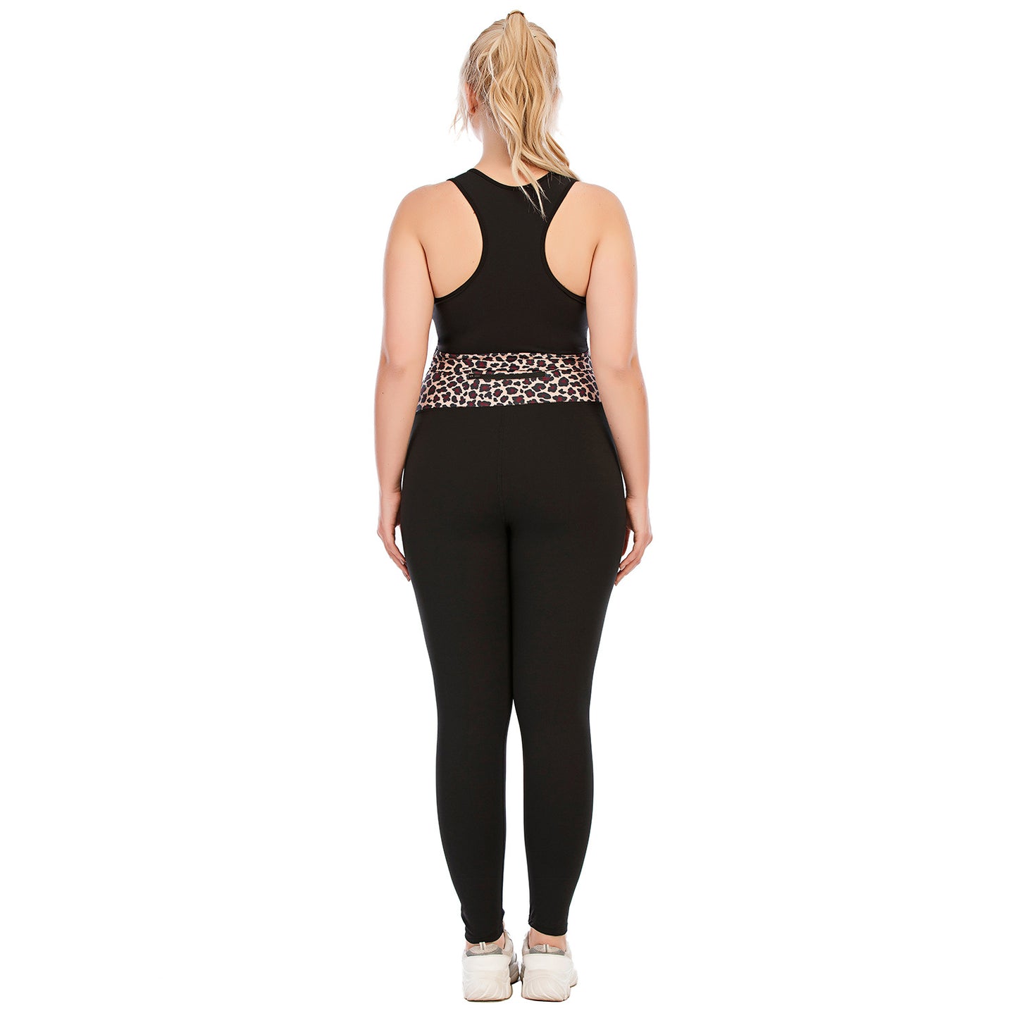 Plus Size Gym Outfit Set High Performance Yoga Clothes with Supportive Sports Bra and Leggings for Comfort and Flexibility