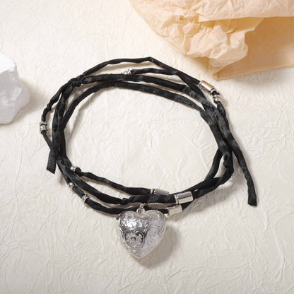 Unique 3D Heart Pendant Long Fabric Street Style Necklace for Men and Women – Perfect for Everyday Wear and Special Occasions