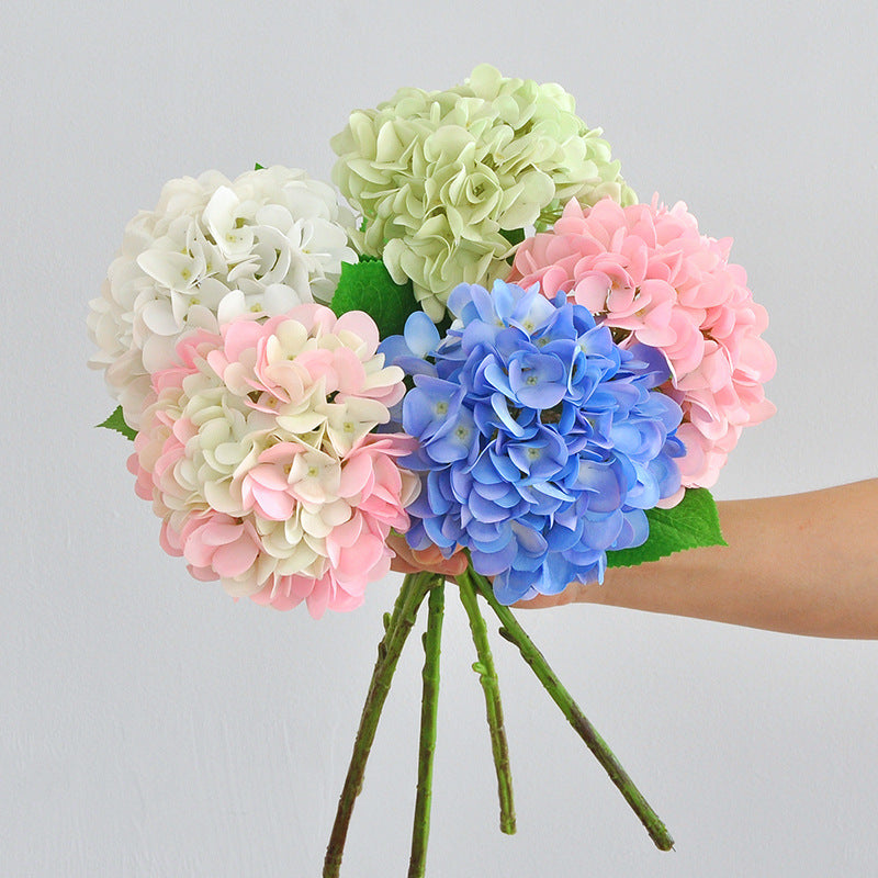 Realistic Hydrating Silk Hydrangea Flower - Perfect for Weddings, Home Decor, and Special Events