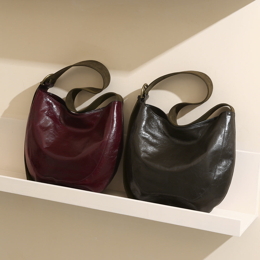 Full Grain Waxed Leather Messenger Bag Vintage Shoulder Bag for Commuting Travel and Everyday Use