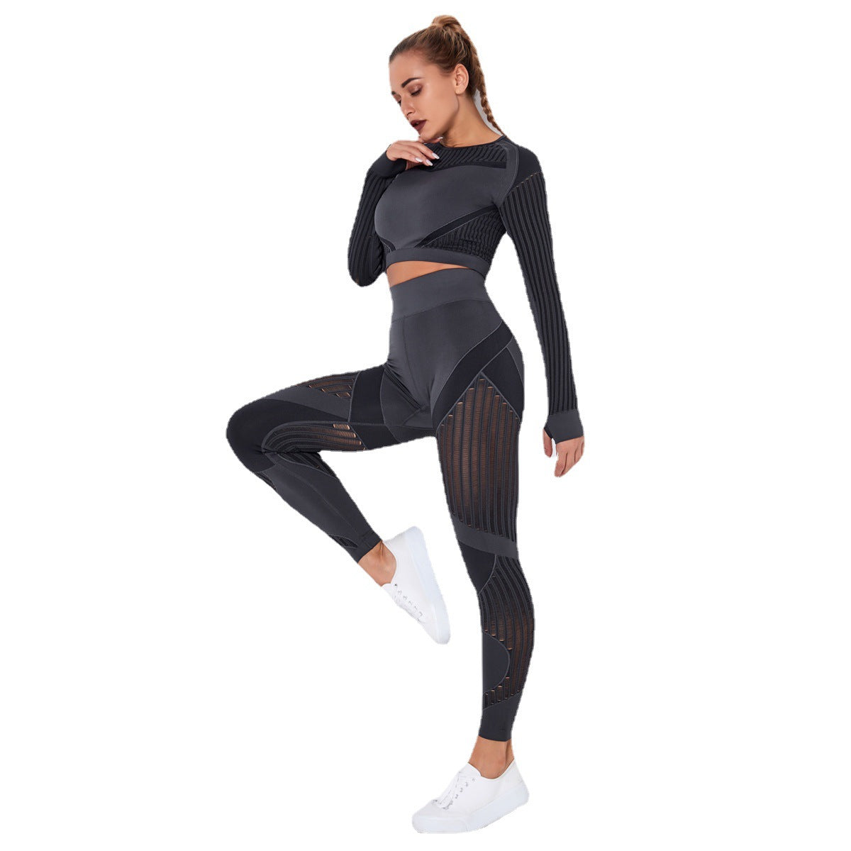 Seamless Breathable Yoga Long Sleeve Set Moisture Wicking Women's Yoga Apparel for Fitness Running and Workouts