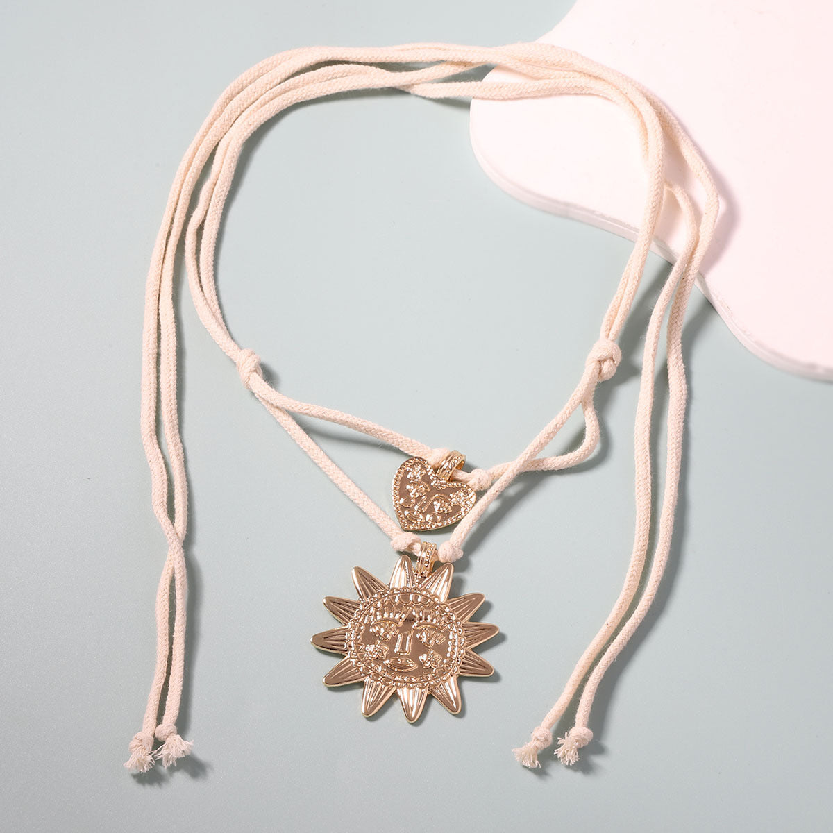 Stylish Casual Alloy Heart-Shaped Sun Pendant Necklace - Long Layered Design for Effortless Versatility