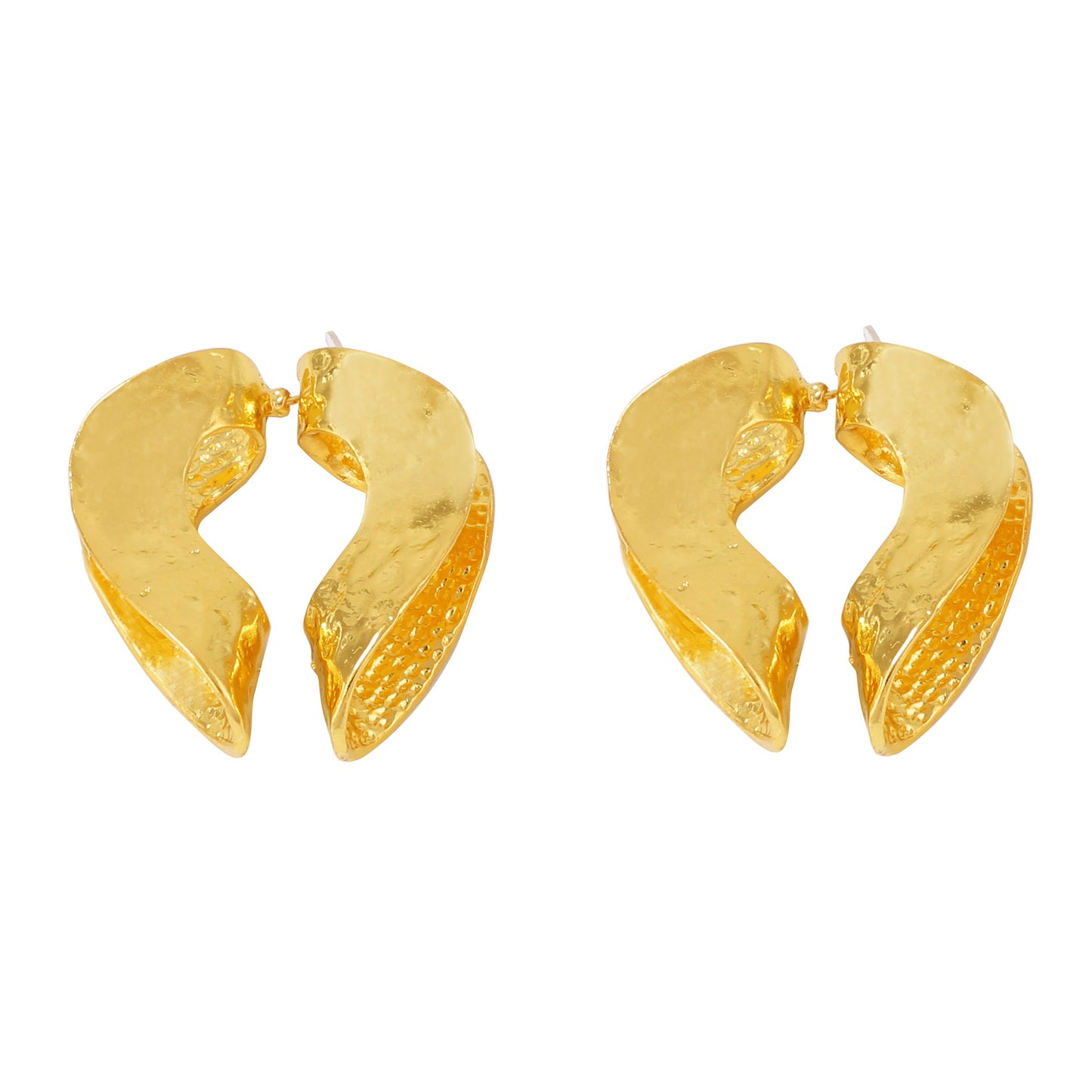 Chic Retro-Inspired Lightweight Alloy Heart-Shaped Stud Earrings with Unique Textured Design for Women - Perfect for Any Occasion!