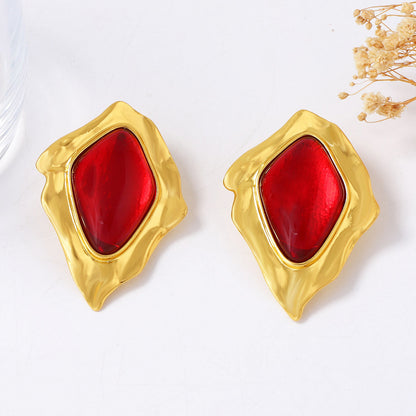 Chic French Vintage-Inspired Geometric Pleated Alloy Diamond Resin Gemstone Earrings - Elegant Statement Studs for Fashion Shows