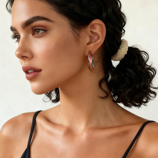 Chic Korean Style Minimalist Fresh & Sweet Geometric C-Shaped Alloy Drip Oil Enamel Twist Earrings for Everyday and Office Wear