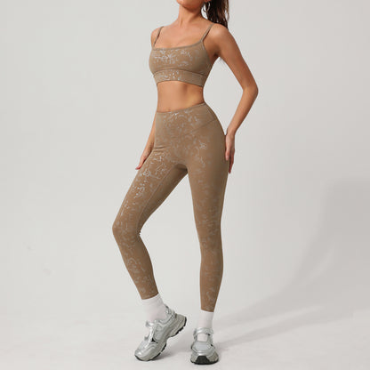 Elegant Silver Foil Yoga Outfit for Women Outdoor Training and Running Long Sleeve Fitness Set