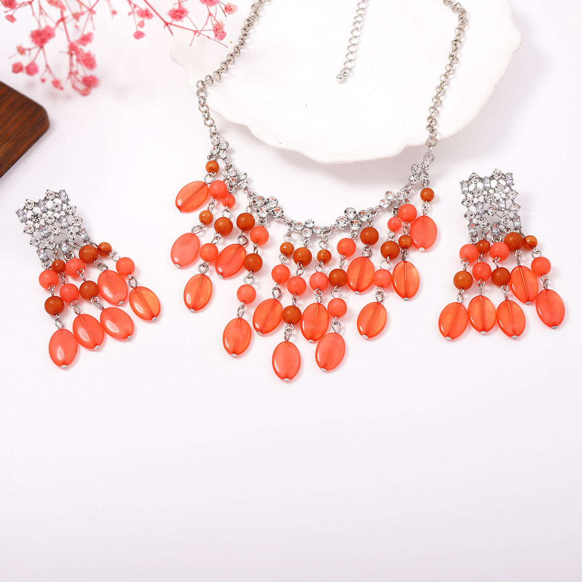 Chic Beaded Tassel Pendant Necklace - Unique, Creative, and Versatile Jewelry for Women