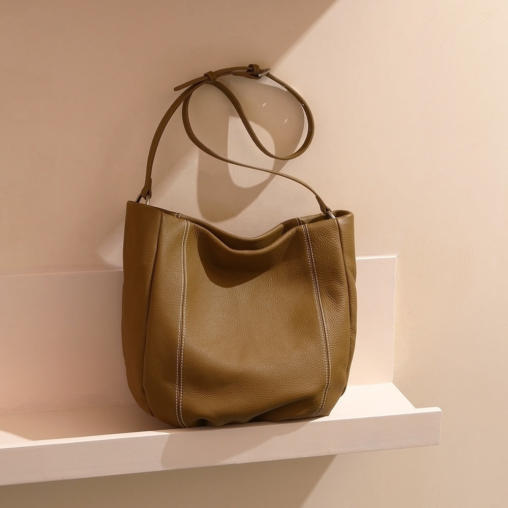 Spring Summer Genuine Leather Designer Handbag for Women Chic Oversized Tote Versatile Crossbody and Spacious Shoulder Bag