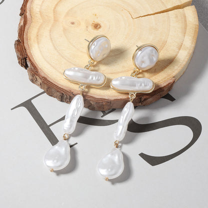 Exaggerated Baroque Irregular Faux Pearl Statement Earrings – Elegant and Versatile Long Drop Dangle Earrings for Women, Perfect for Banquets and Evening Events