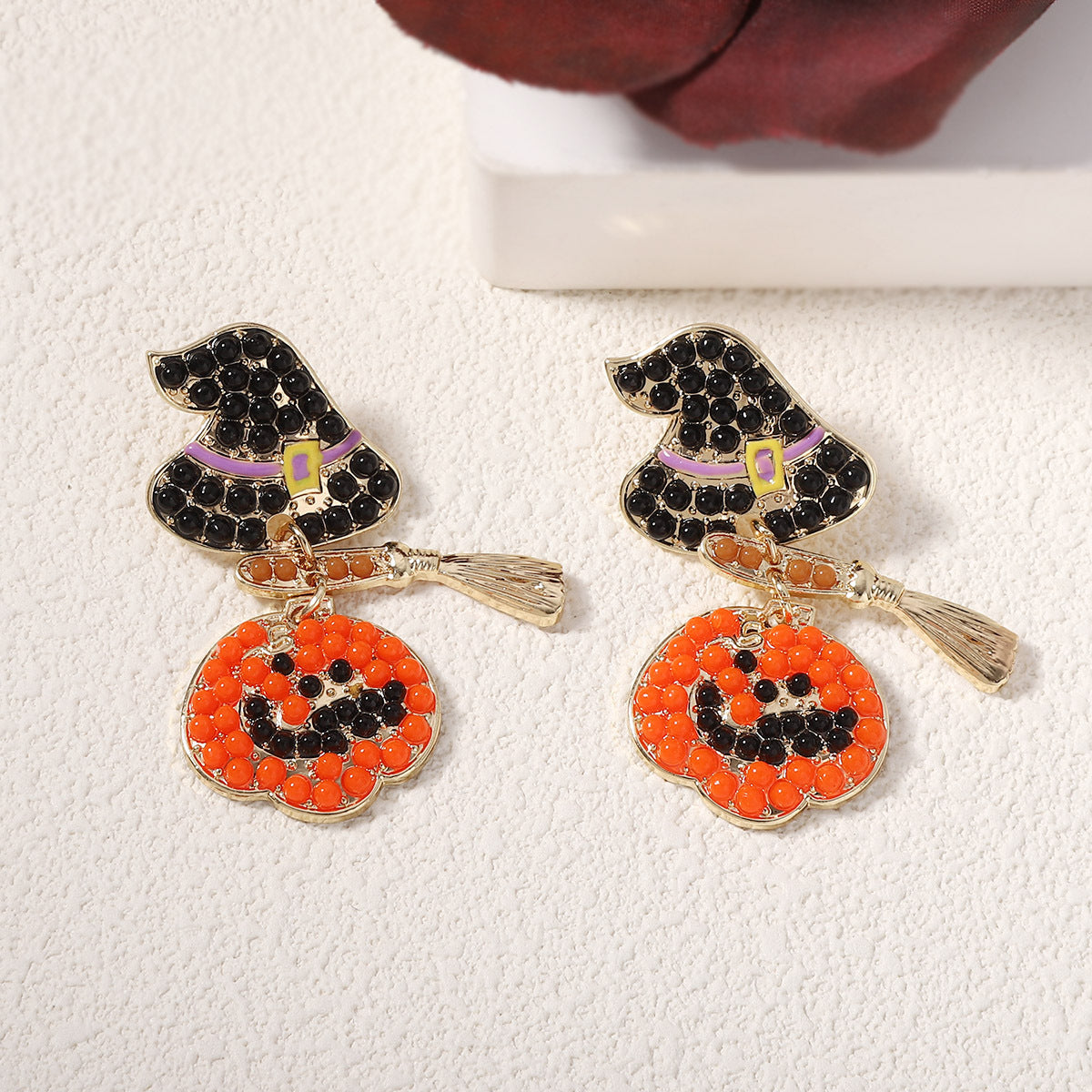 Trendy Halloween Creative Niche Design Harry Hat with Broom and Pumpkin Dangle Earrings – Perfectly Versatile Accessories for Spooky Season