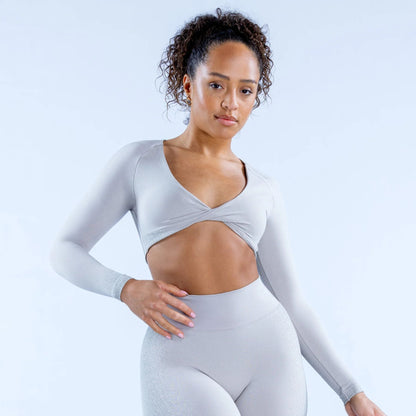 Seamless Yoga Outfit for Women Outdoor Fitness Set with High Waisted Scrunch Butt Leggings and Bra Top for Comfort and Support