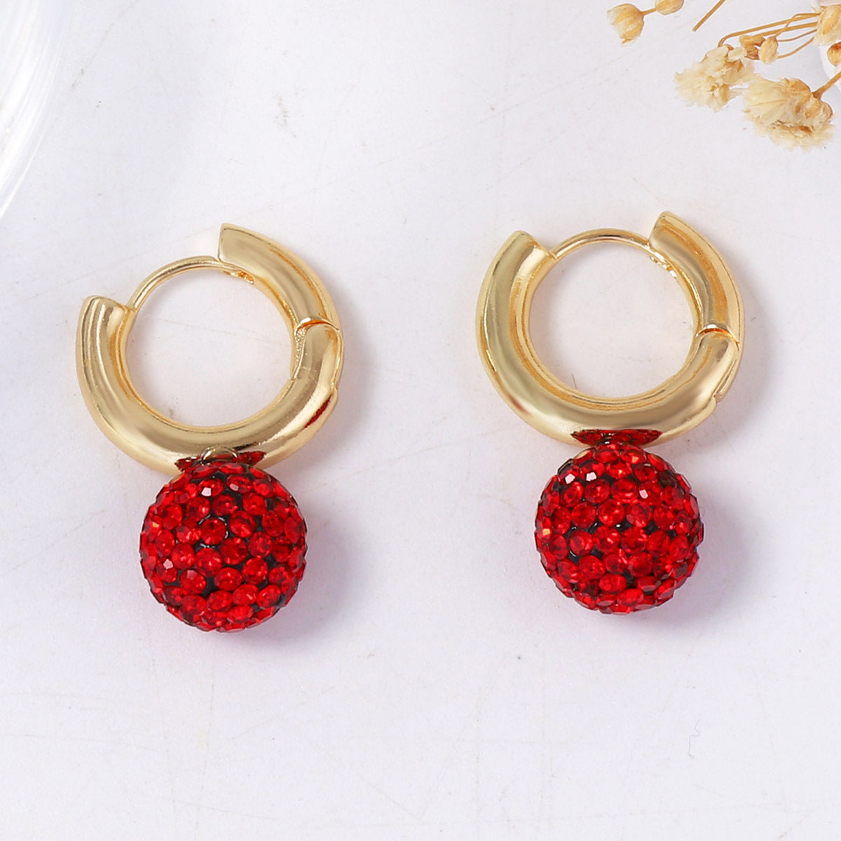 Exquisite Lightweight Luxury Elegant Rhinestone-Studded 3D Sphere Geometric Ear Cuff Earrings - Perfect for Parties and Everyday Glamour