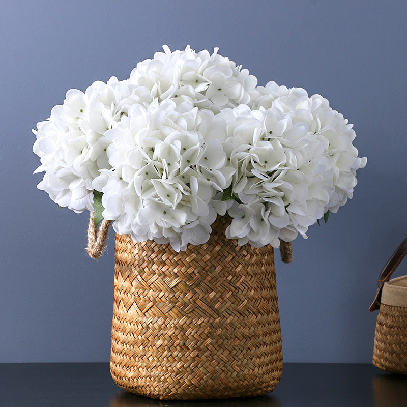 Single Stem Realistic Hydrangea Flower - Perfect for Weddings, Event Venues, and Hotel Decorations