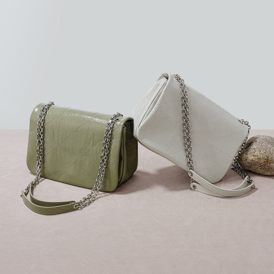 First Layer Waxed Cowhide Leather Quilted Chain Tote Bag Versatile Vintage Luxury Shoulder Bag for Individuals