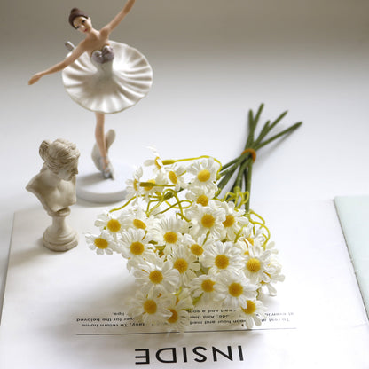 Charming Artificial Chamomile and Daisy Flowers - Perfect for Outdoor Photography Props and Home Décor Accents