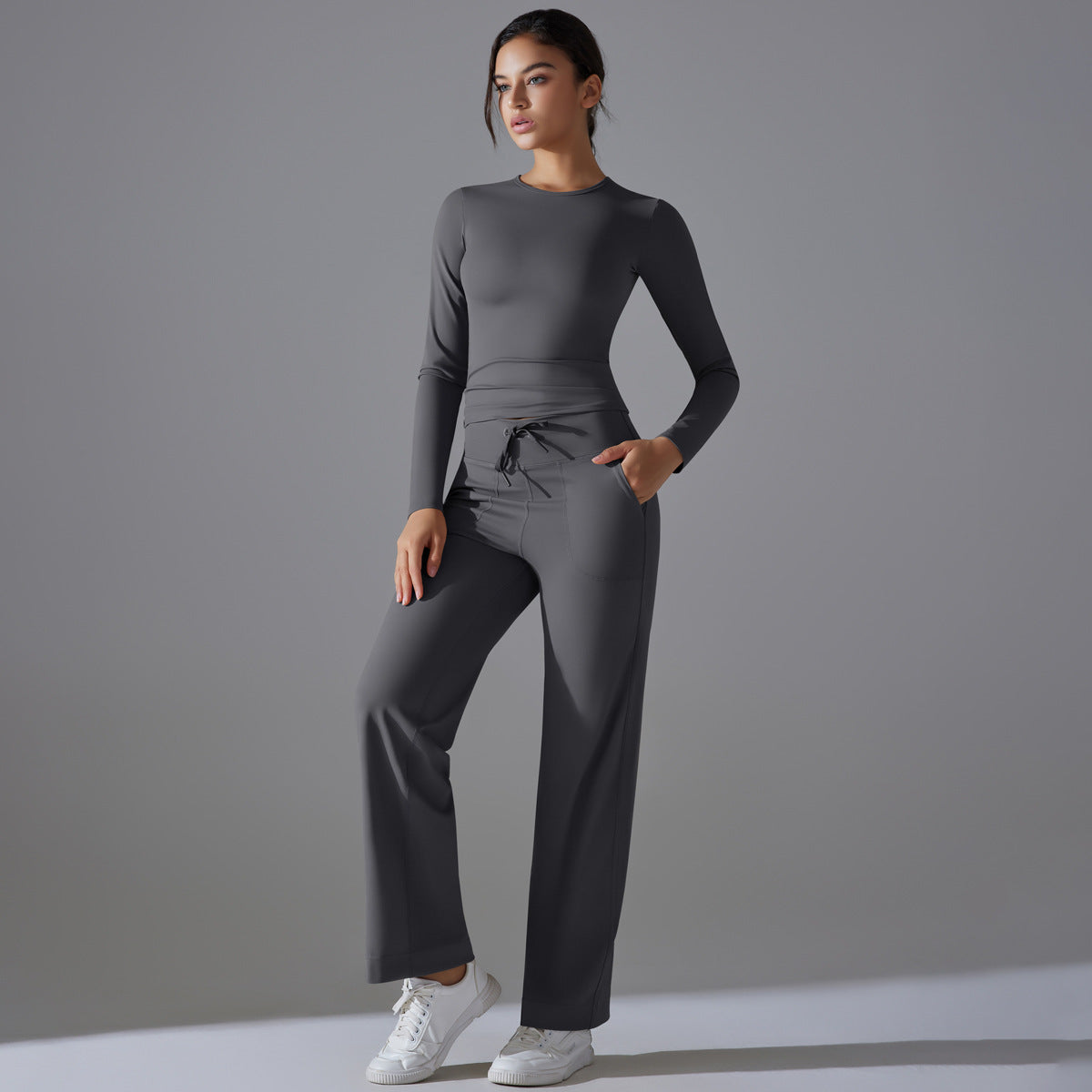 Ultra Comfortable Long Sleeve Yoga Set with Pockets High Performance Workout Gear and Adjustable Wide Leg Pants for Intense Fitness and Running