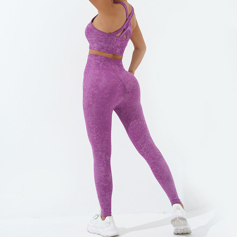 Seamless Women's Yoga Set High Performance Ion Dyed Workout Gear for Comfort and Flexibility