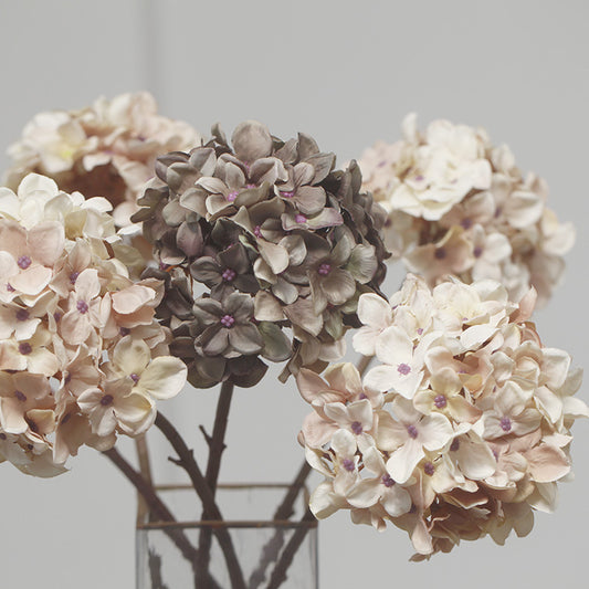 Vintage-Inspired Autumn Hydrangea Faux Flowers for Wedding Aisle Decor, Photography Props, and Home Decoration – Elegant Floral Arrangements for Any Occasion