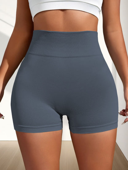 European Style Seamless Peach Butt Yoga Shorts for Women High Waisted Quick Dry Running Fitness Shorts for Comfort and Support