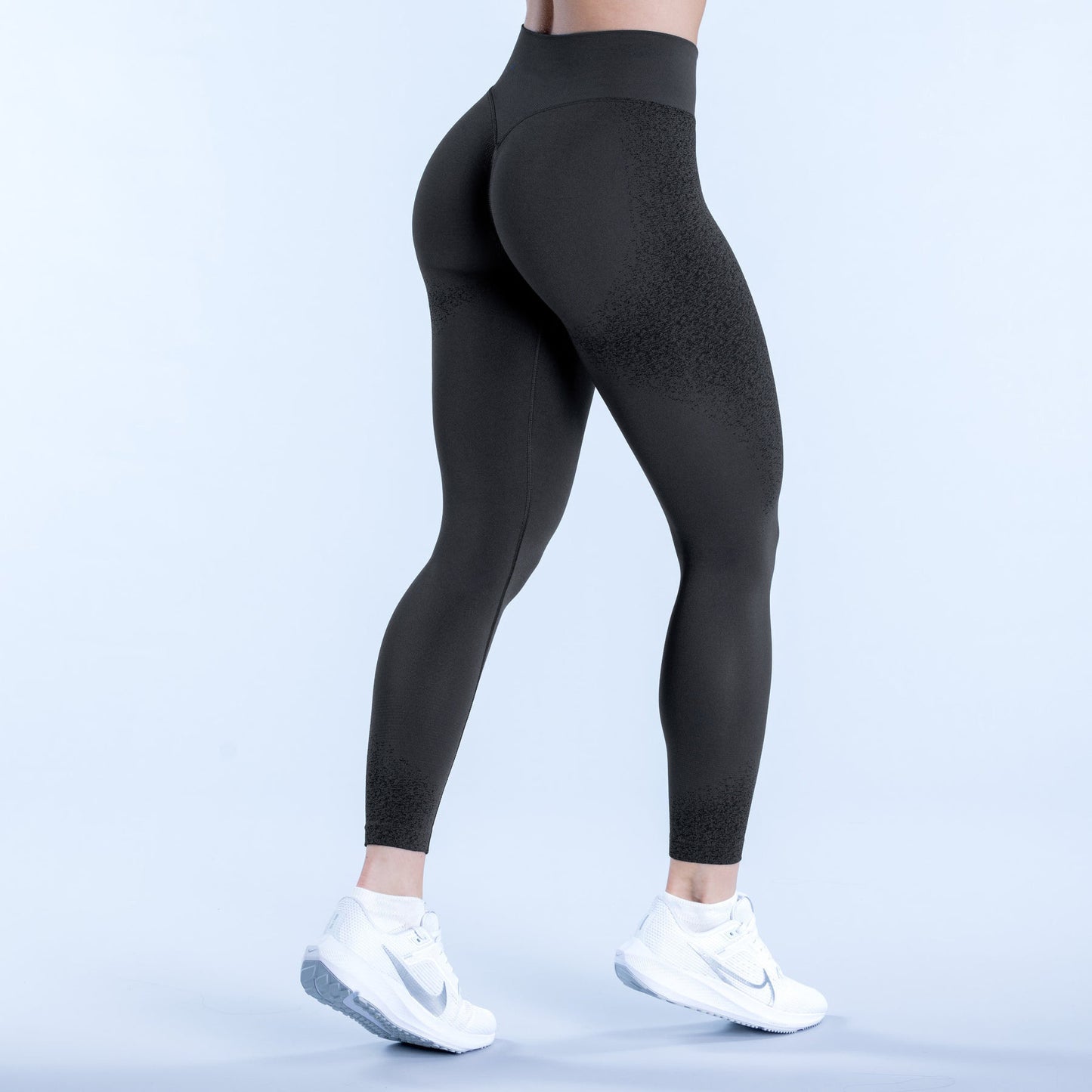 Seamless High Waisted Women's Leggings with Ruched Butt Design for Running Training and Outdoor Sports Low Rise Yoga Pants