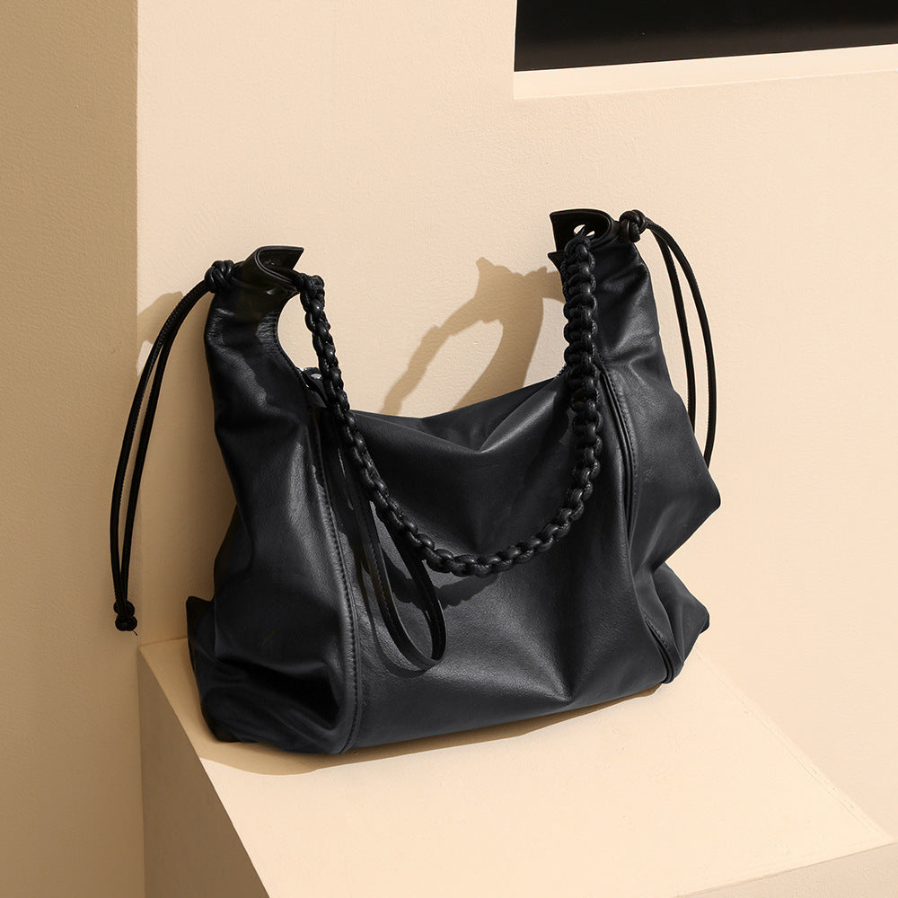 Grain Leather Tote Bag with Unique Braided Design Chic Versatile and Spacious Shoulder Bag for Fashion Forward Elegance